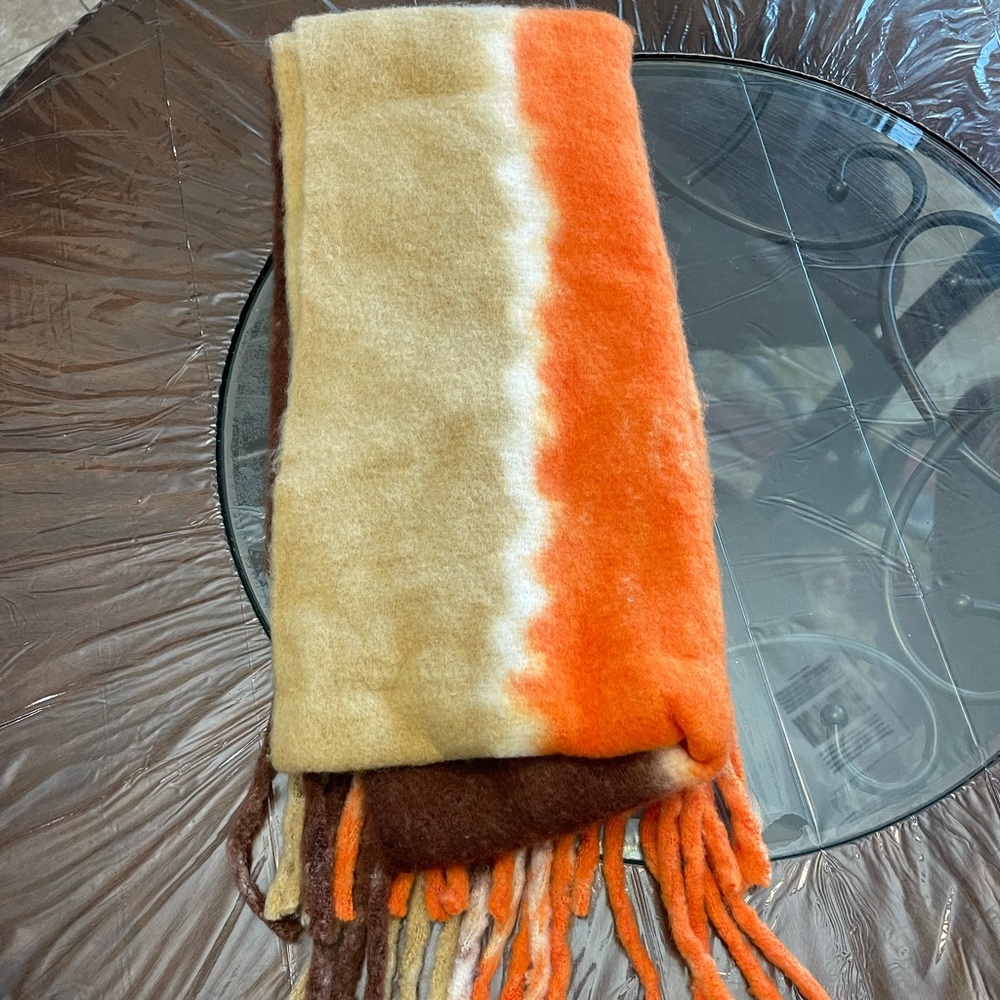Women scarf